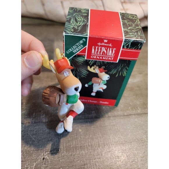 Hallmark reindeer Champs Donder 1992 ornament Xmas decor - Picture 1 of 5